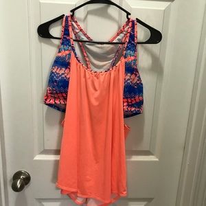 🔴TYR swimsuit top